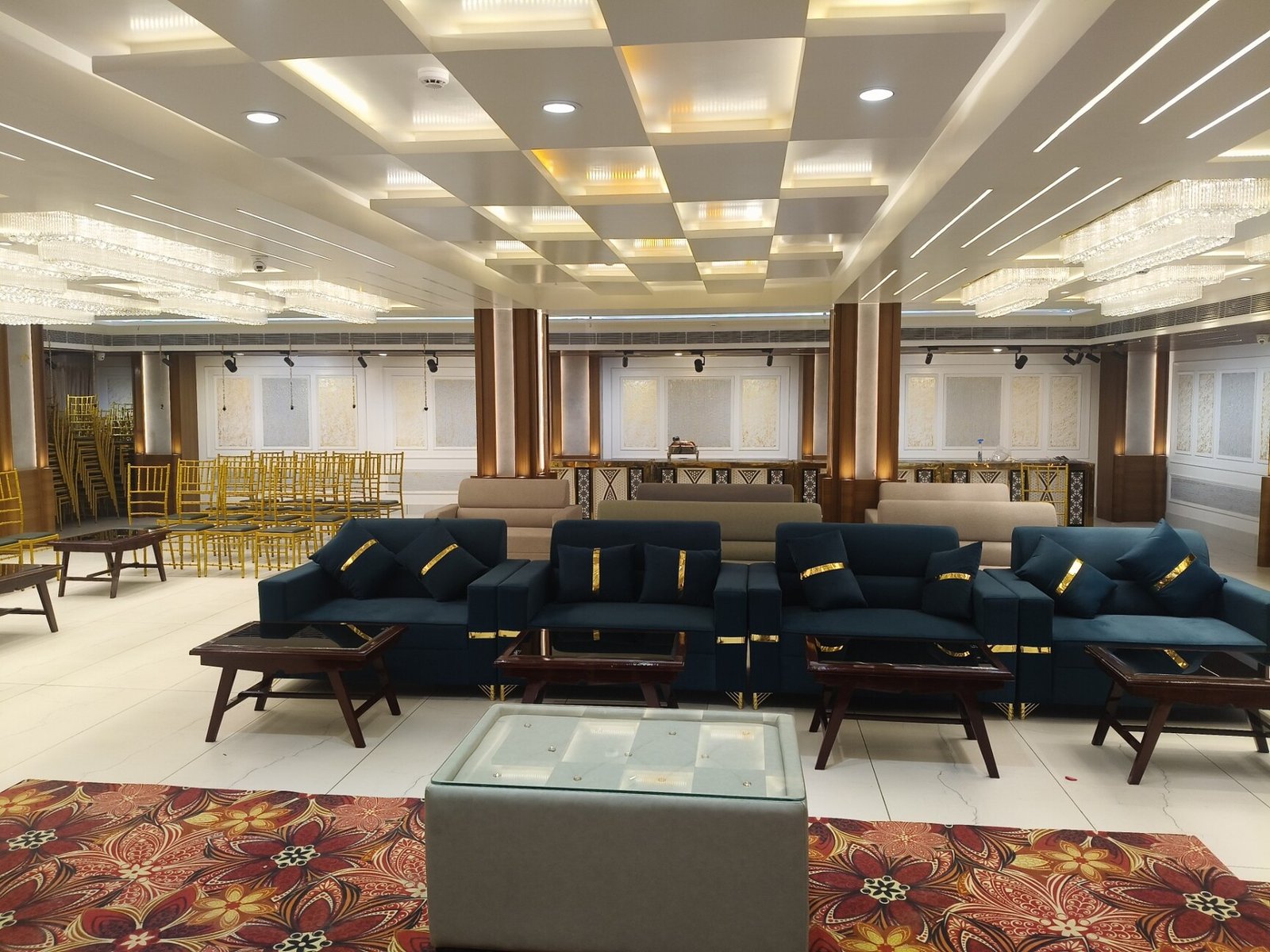 Myra Restaurant Ambience Photo 4
